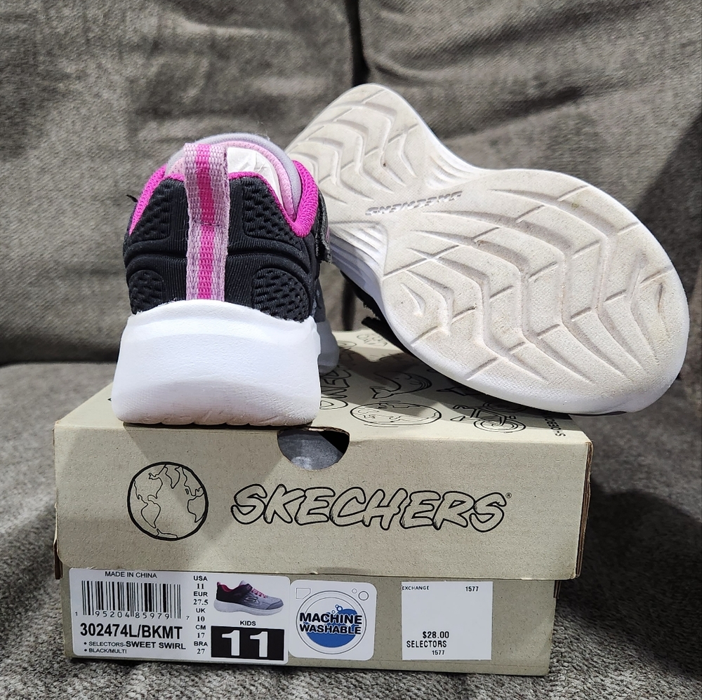 Kids' shoes